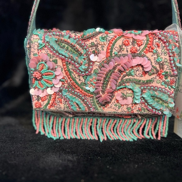 🩷MADE IN INDIA HANDMADE VIRAL Paisley Sling Bag🩷NWT - Picture 12 of 17